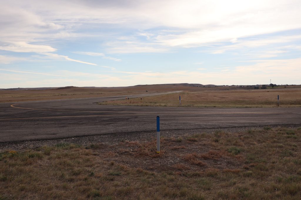harlowton airport runway